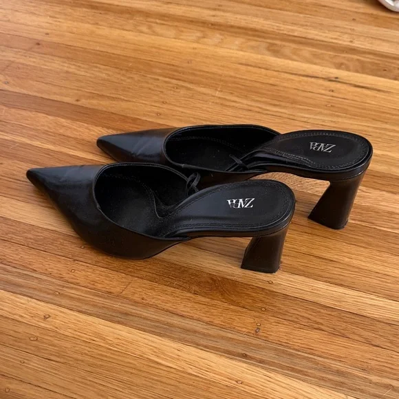 Zara Black Pointed Leather Heels - Picture 2 of 3
